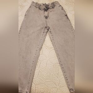 Zara Light Gray Mom Ultra High Rise Ankle Jeans